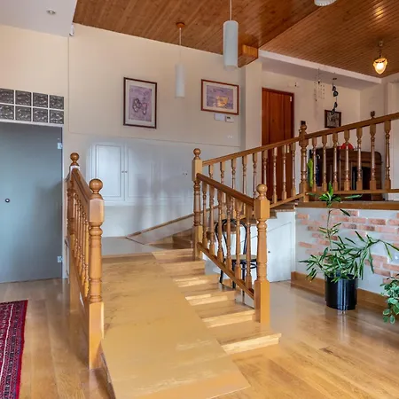 Ganburu By People Lägenhet